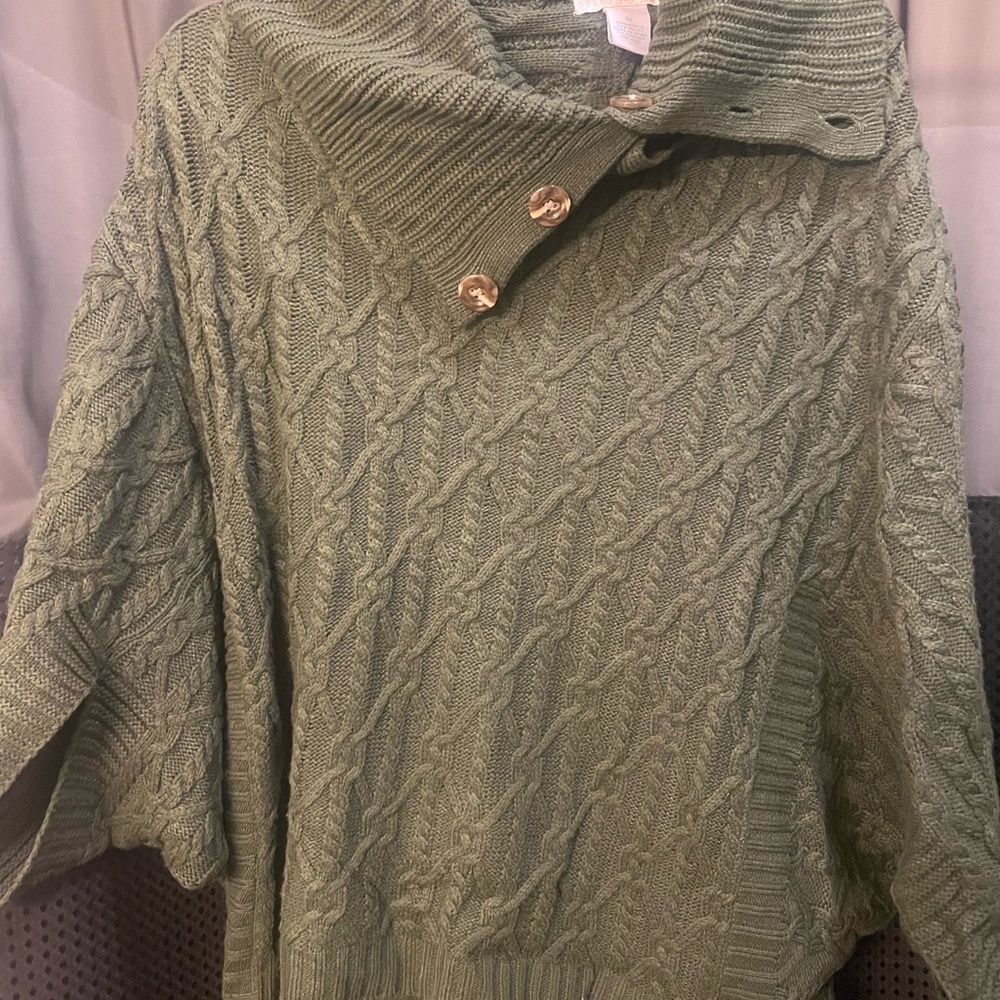 Design History Sage Green Cable Knit Turtleneck Sweater